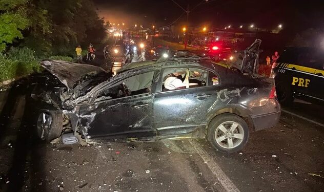 Beb Morre Ap S Ser Ejetado De Carro Em Acidente No Paran Plant O