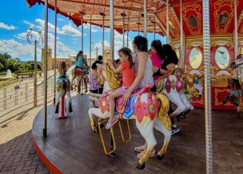 Carrossel reestreia no Parque Tanguá dentro das celebrações do aniversário de Curitiba