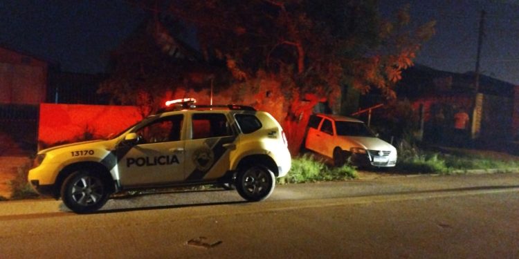 Mulher é assassinada a facadas na região metropolitana de Curitiba
