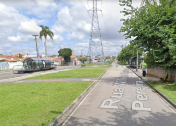 Idoso é esfaqueado em assalto dentro de ônibus em Curitiba