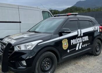 Homem é flagrado abusando de menina de 11 anos, é espancado pela família e acaba preso