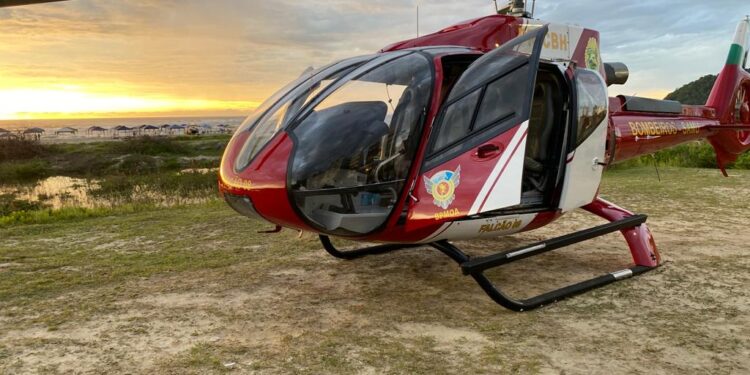 Jovem com sinais de embriaguez entra no mar em Caiobá e se afoga