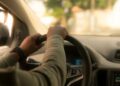 Conta falsa permite que motorista de app banido continue dirigindo