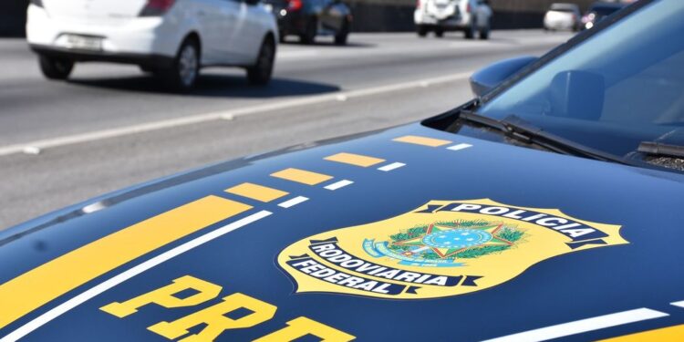 PRF faz a maior apreensão única de cocaína da sua história: 1.860 Kg