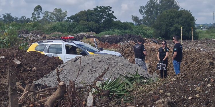 Polícia Civil investiga morte de casal encontrado em aterro no Uberaba