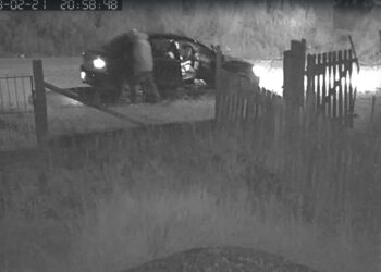 Câmera de segurança registra assassinato em Colombo, veja o vídeo