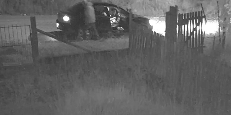 Câmera de segurança registra assassinato em Colombo, veja o vídeo