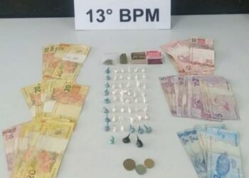 PM recebe denúncia anônima, detém indivíduo com várias passagens pelo sistema e apreende drogas