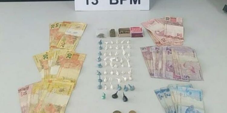 PM recebe denúncia anônima, detém indivíduo com várias passagens pelo sistema e apreende drogas
