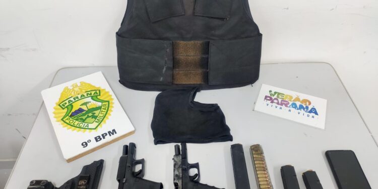 Polícia Militar prende homem com armas e colete balístico em Matinhos