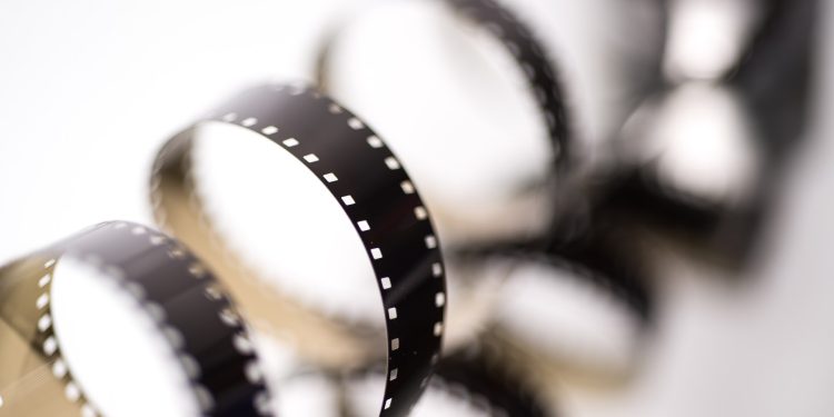 Shopping de Curitiba terá promoção com cinema a R$ 10