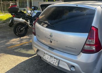Polícia Militar apreende veículo com mais de R$ 600 mil em débitos vencidos, em Curitiba
