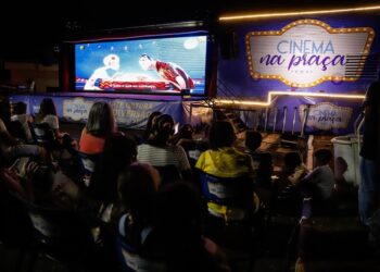 Semana tem sessões gratuitas de cinema em praças de Curitiba