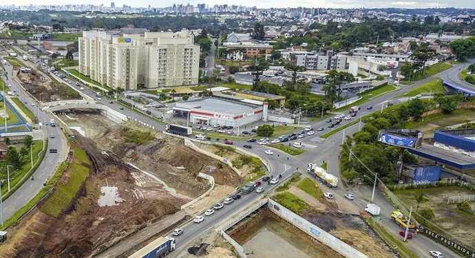 Atenção motoristas! Para nova etapa de obras, Linha Verde terá trecho de pista em faixa única no Atuba