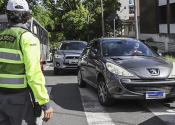 Rua João Negrão terá faixa exclusiva de ônibus a partir desta terça-feira