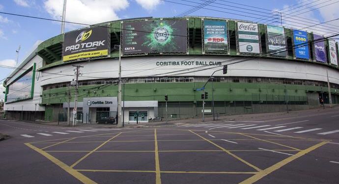 Região do Couto Pereira terá bloqueio de ruas para show do Coldplay