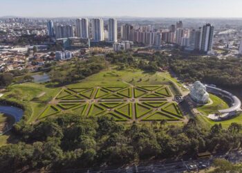 De Vilinha à cidade mais inteligente do Brasil, Curitiba chega aos 330 anos nesta quarta