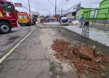 Motorista de guincho que ingeriu bebida alcoólica atropela e mata jovem de 19 anos em ponto de ônibus de Curitiba