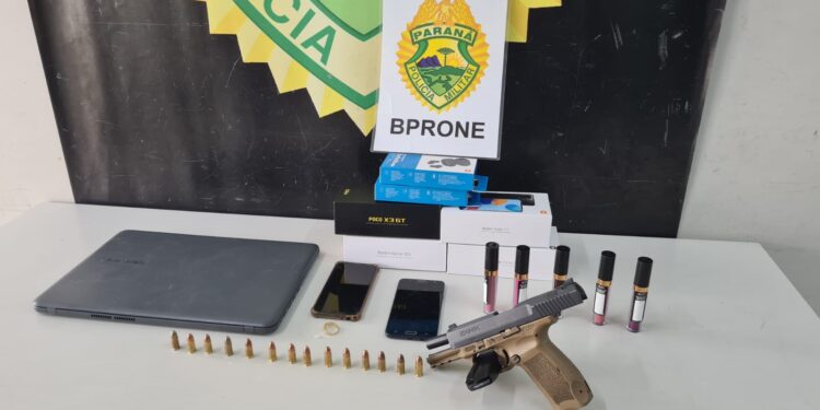 Comerciante reage a assalto em Curitiba e quase é baleado; criminoso foi preso, mas empresário vai encerrar as atividades na loja