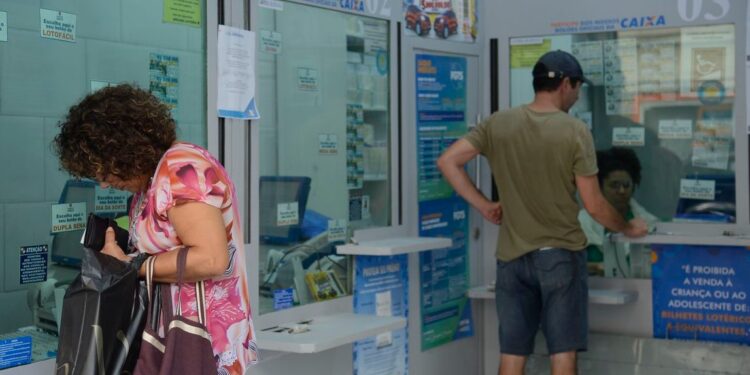 Mega-Sena deste sábado deve pagar prêmio de R$ 45 milhões