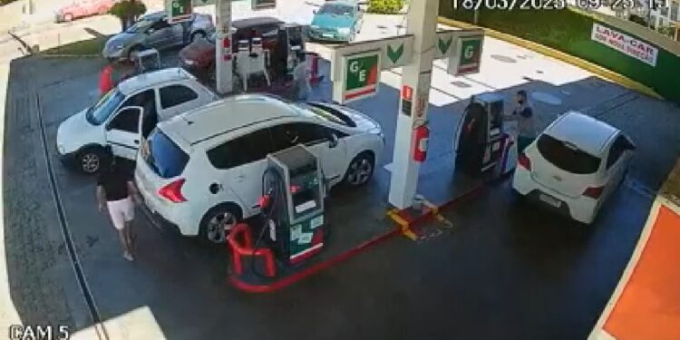 Frentista que ateou fogo em cliente em posto de gasolina é preso em Curitiba