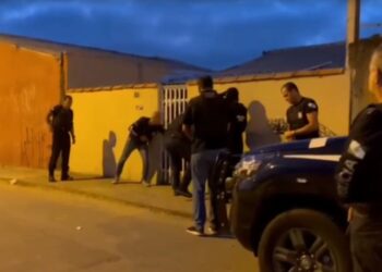 Polícia Civil prende suspeitos de roubo a residência com prejuízo estimado em R$ 800 mil reais em Curitiba, veja o vídeo