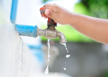 Remanejamento de adutora afetará abastecimento em bairros de Curitiba na quinta-feira