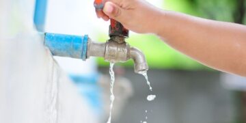 Remanejamento de adutora afetará abastecimento em bairros de Curitiba na quinta-feira