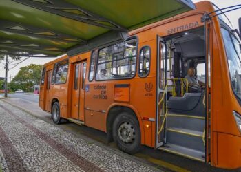 Nesta sexta-feira: Linhas de ônibus terão desvios para espetáculo Paixão de Cristo no Bairro Novo