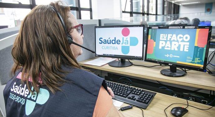 Sem sair de casa: saiba como funciona a videoconsulta da Central Saúde Já Curitiba