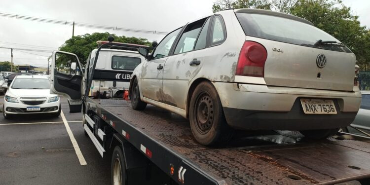 Policial militar de Curitiba recupera carro furtado de padre em 2015, em Londrina