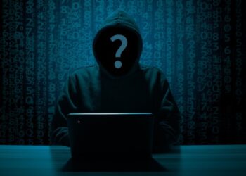 Homem que usava perfil falso para coagir adolescente a praticar atos libidinosos é condenado a 11 anos de prisão por estupro na modalidade virtual