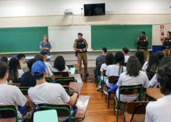 Polícia Militar do Paraná reforça policiamento escolar
