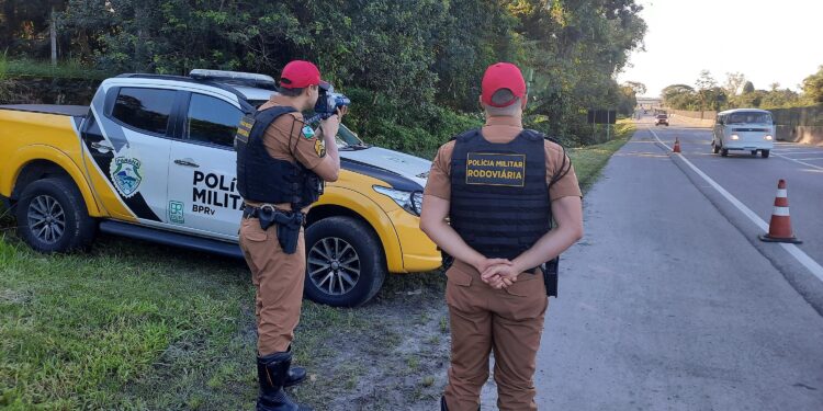 Polícia Rodoviária intensifica fiscalização nas rodovias estaduais no feriado de Tiradentes