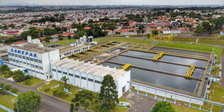 Sanepar lança campanha para divulgar atendimento ao cliente pelo WhatsApp