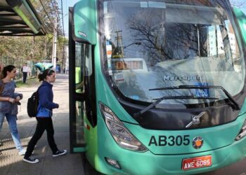Marcha para Jesus provoca desvios de 53 linhas de ônibus neste sábado