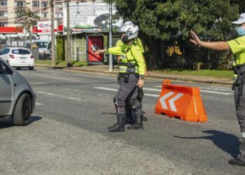 Corrida noturna altera trânsito na região do Bacacheri no sábado