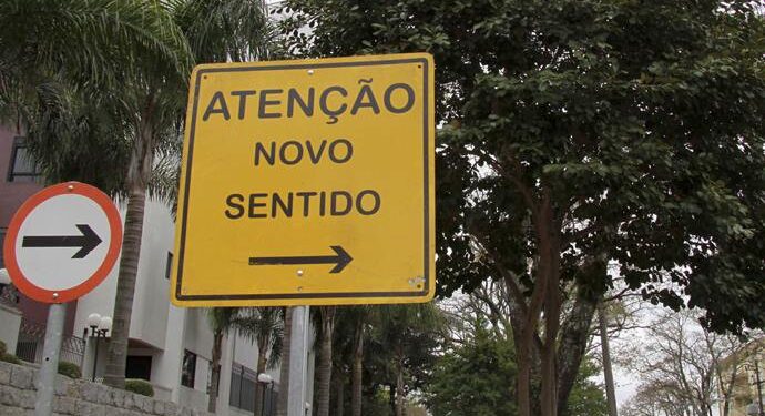 Rua no Tatuquara passa a ter sentido único de circulação nesta quinta-feira