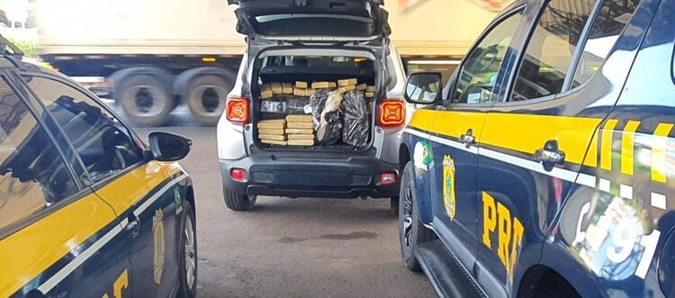 PRF apreende quase uma tonelada de drogas no Paraná