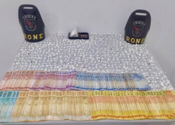 RONE detém traficante e apreende buchas de cocaína em São José dos Pinhais