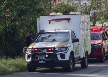 Temporal em Curitiba deixou dois mortos e vários moradores perderam tudo