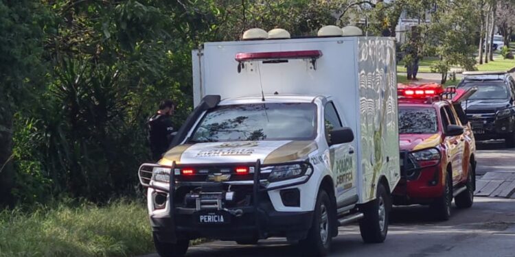 Temporal em Curitiba deixou dois mortos e vários moradores perderam tudo