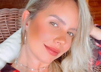 Jovem leva facadas no rosto e nos braços durante ataque do ex-namorado que não aceita o término