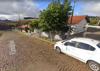 Gari morre atropelado por caminhão de lixo durante trabalho no Paraná