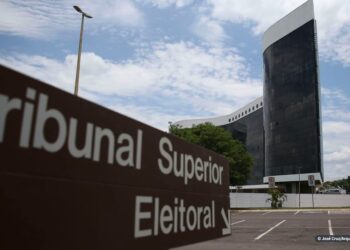 Eleitor: multas com a Justiça Eleitoral podem ser pagas pela internet