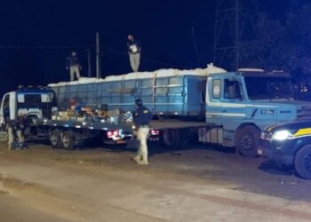 PRF descobre 2,3 toneladas de maconha escondida em carregamento de trigo