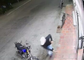 Vídeo de homem que jogou granada em bar e deixou 8 feridos não foi registrado no Brasil, veja o vídeo