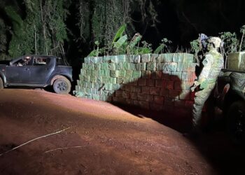 Polícia Militar e Federal apreendem mais de 4 toneladas de maconha no Paraná