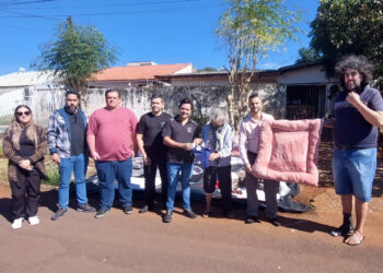 Polícia Penal doa camas e roupas pet feitas por detentos a abrigo de animais