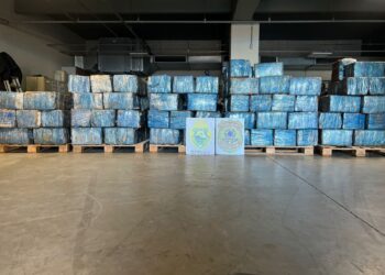 BPFRON e Polícia Federal apreendem mais de 3 toneladas de maconha no Paraná